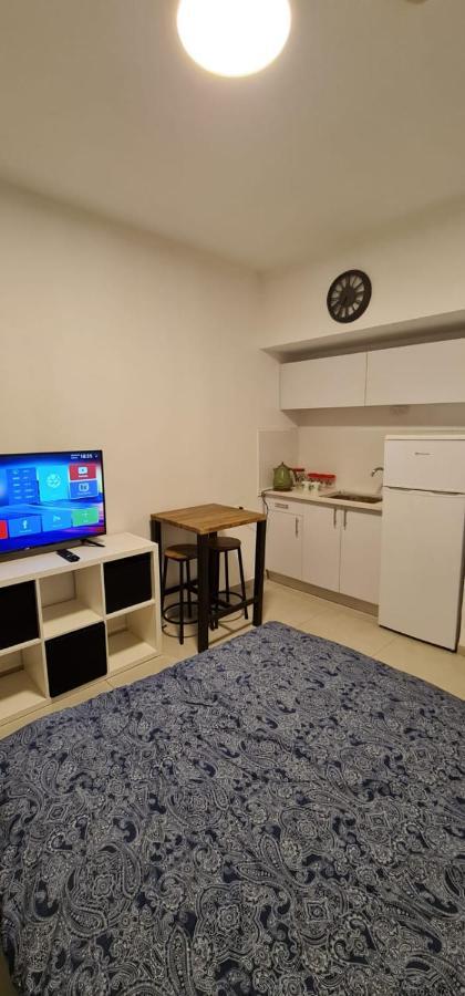 דירת חדר יפה ונעימה באיזור פסטורלי ושקט Apartment Zikhron Ya‘akov Luaran gambar