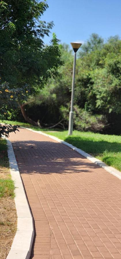 דירת חדר יפה ונעימה באיזור פסטורלי ושקט Apartment Zikhron Ya‘akov Luaran gambar